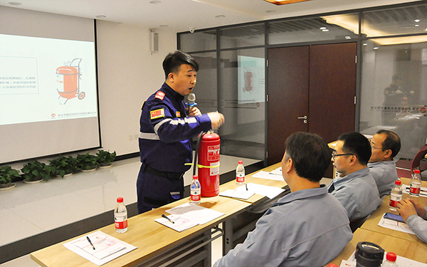 深圳展臺搭建公司如何培訓員工提高安全意識？