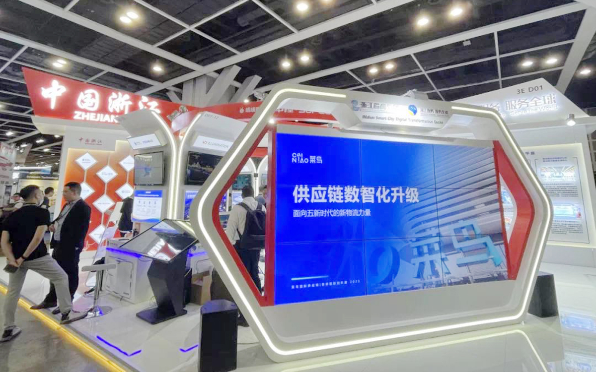 香港電子展位設(shè)計(jì)裝修：3大策略鑄就科技展臺(tái)