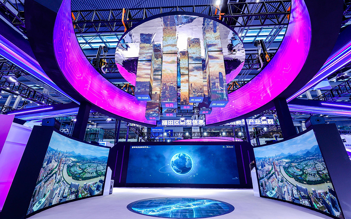 通過高交會展覽裝修設(shè)計(jì)來塑造強(qiáng)勁的視覺沖擊