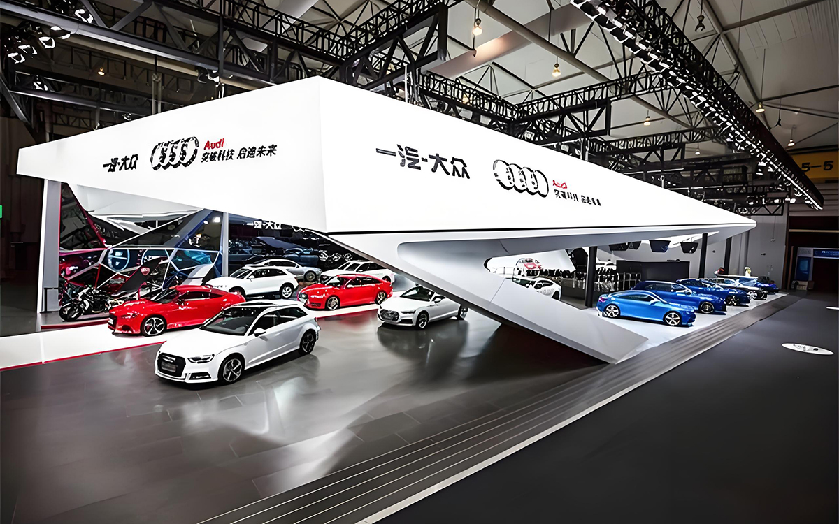 在深圳展覽會設(shè)計搭建中，確保物料準(zhǔn)時到場