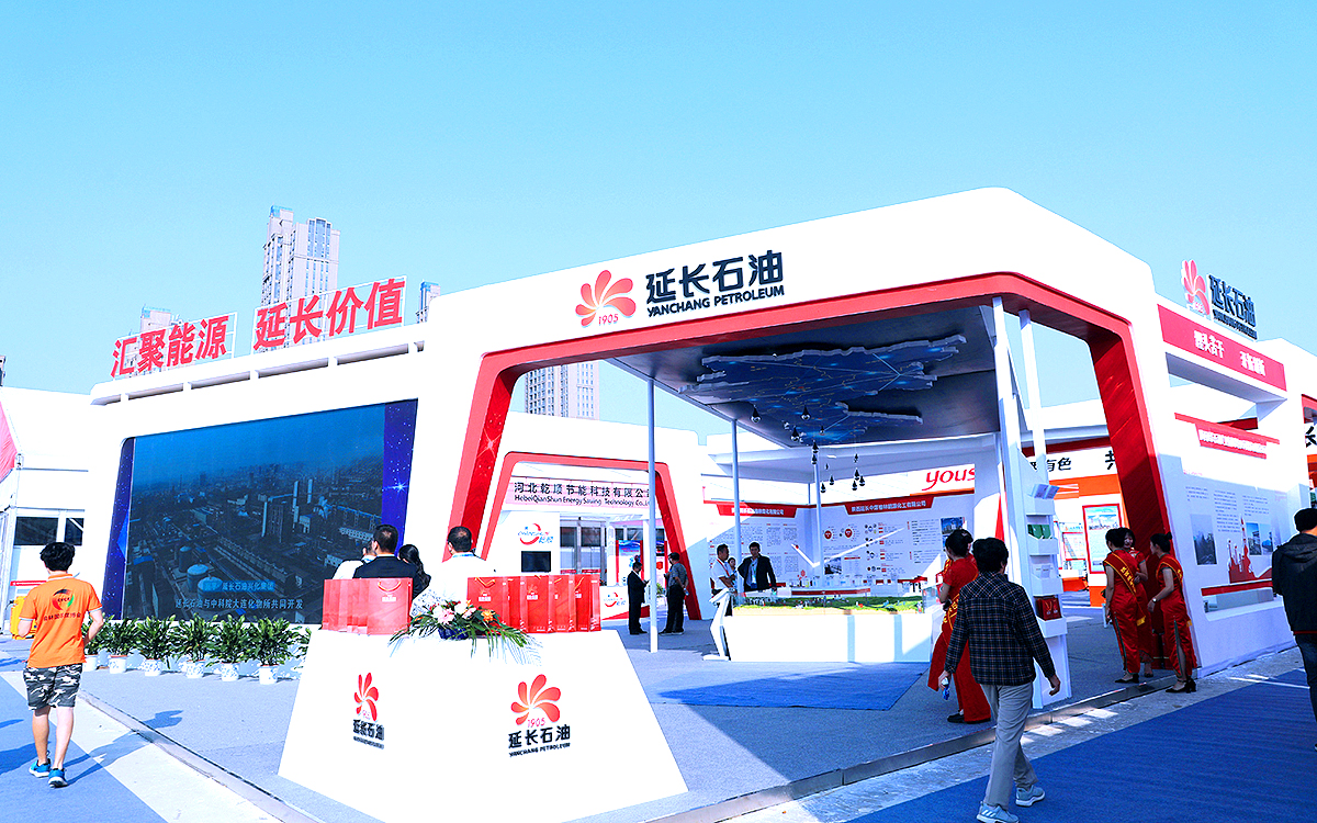 在深圳展臺設(shè)計(jì)中，通過互動體驗(yàn)區(qū)彰顯專業(yè)形象